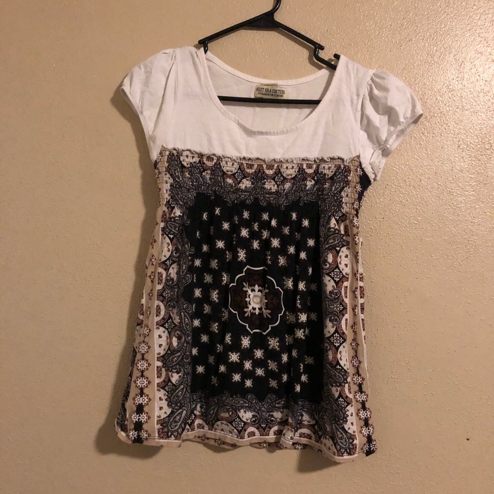 Black and brown tee shirt